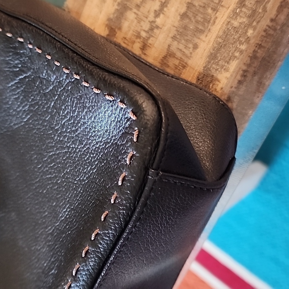 AURIELLE Leather Shoulder Bag - Picture 8 of 12